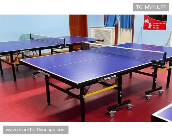 【新型设备】专业运动员集体尝试电子球桌，电子球拍