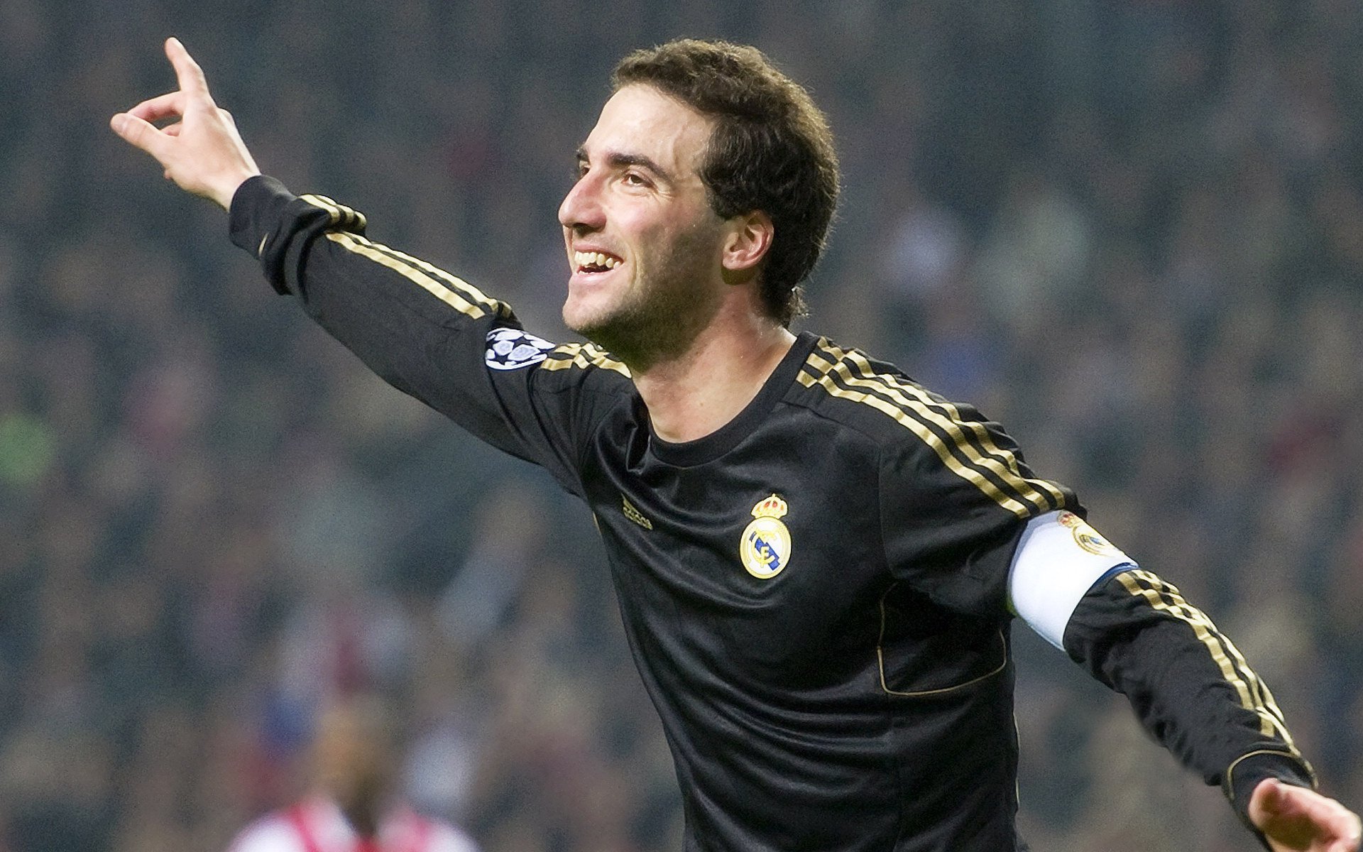 “华金·托比利亚的防守技术与进攻意识，推动阿根廷美洲狮队走向世界强队”